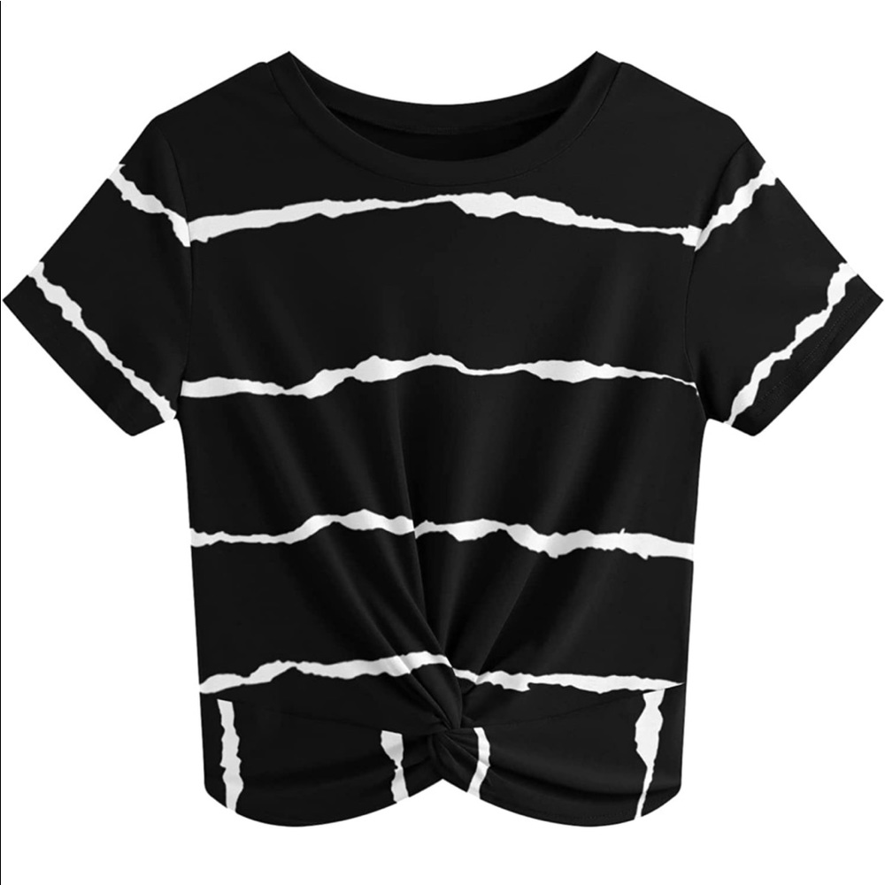 NWOT Knotted Cropped stop